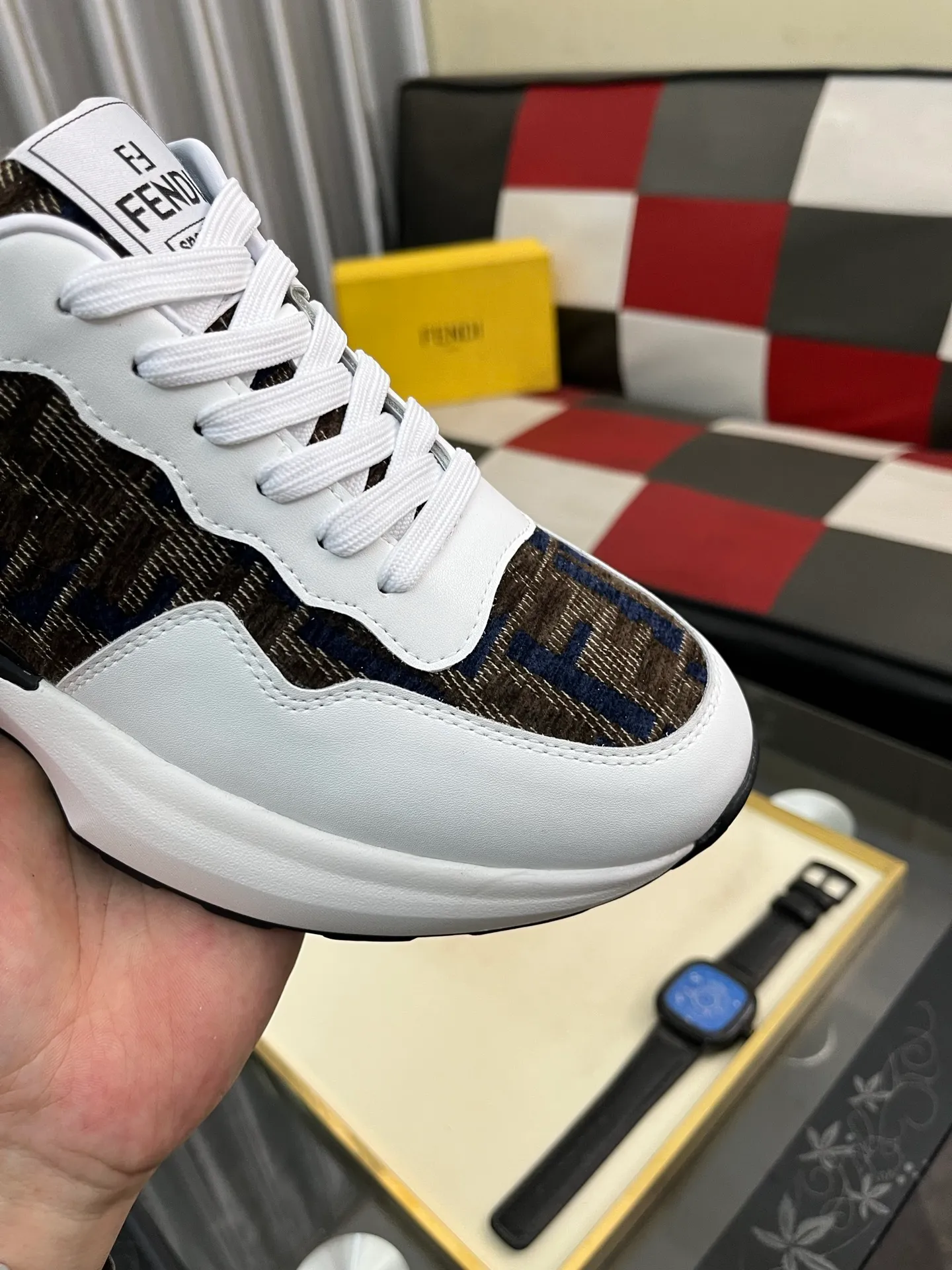 Men's Men's Shoes💰458⌚️⌚️[Fendi] Fendi's latest casual shoes for men! Available at counters simultaneously! A one-to-one replica of the original. All imported official website one-to-one cowhide fabric. The interior is made of top-grade sheepskin, and the original factory-supplied rubber outsole is used. Leading new fashion concepts. Matching code: 38-44. 4️⃣colors available